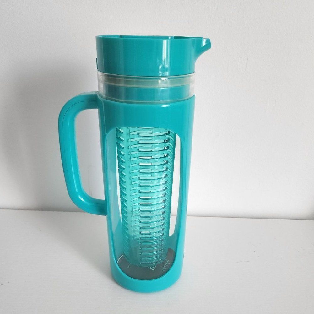 NEW Primula 50 oz. Infusion Pitcher with Protective Holder in Teal